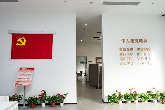 走进华润有巢公寓社区，探访“闵行区新时代城市建设者管理者之家”