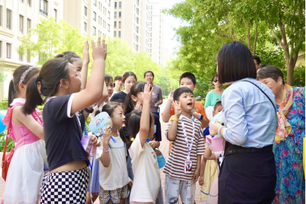 融佑未来小融光志愿服务队，带您走进社区“心房”