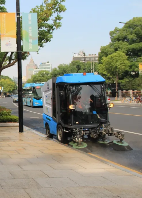 西湖乐居：党建引领红色发展，匠心铸就品质服务